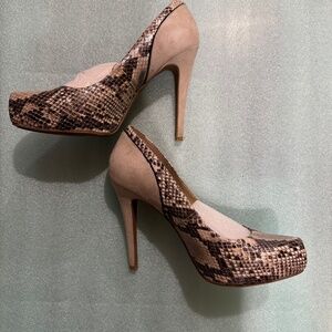BCBG cashmere/Snakeskin/studded healed shoe